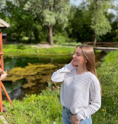  ,   Yasmina, 23 ,   ,   