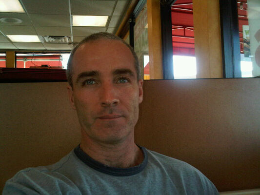  Sekondi,   Gary, 52 ,   ,   , c 