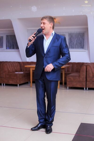  ,   Pavel, 37 ,   