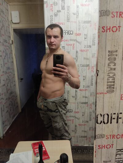  ,   M, 33 ,   , 