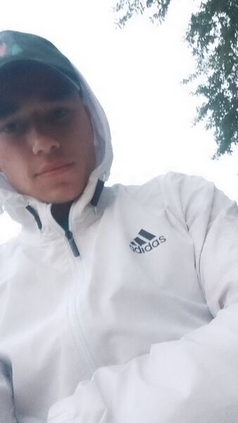  ,   Leonid, 27 ,   ,   , c , 