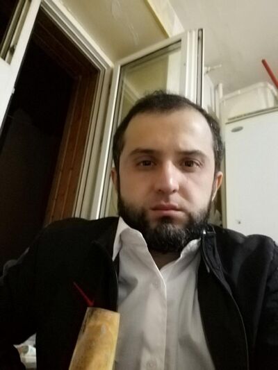 ,   Lion, 32 ,   ,   