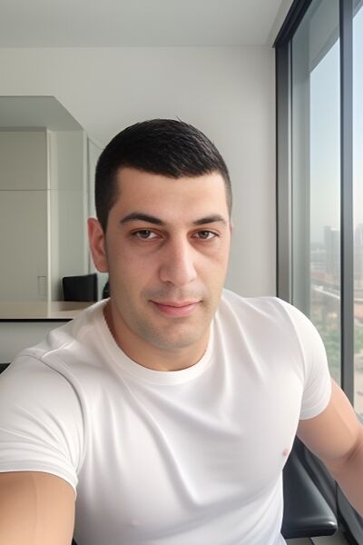  ,   Arman, 35 ,   ,   