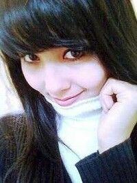  ,   Lola, 26 ,  