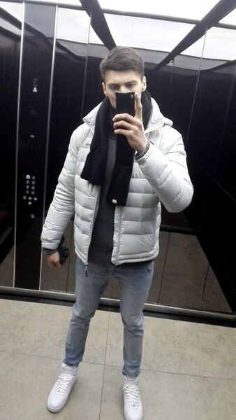 ,   Anton, 34 ,   ,   