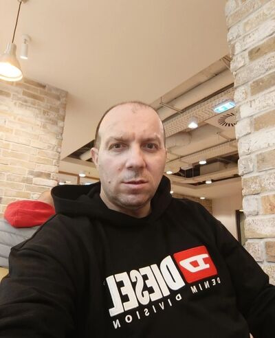  Cacak,   , 42 ,   ,   