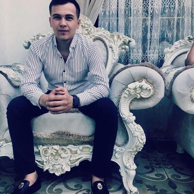  ,   Akobir, 21 ,   ,   