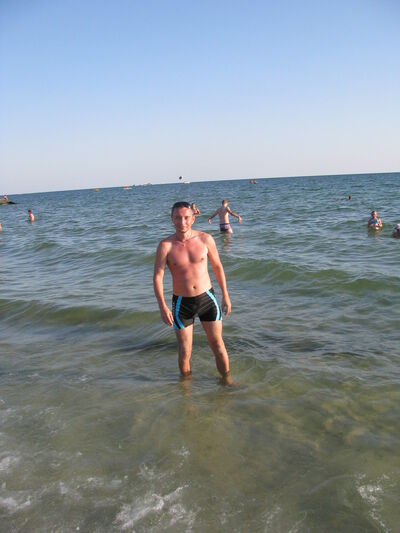  ,   Arny, 44 ,   ,   , c 