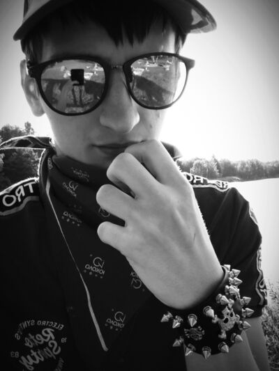  ,   Alex, 25 ,   ,   , c 