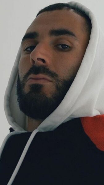  ,   Kerim Benzem, 35 ,     , c 
