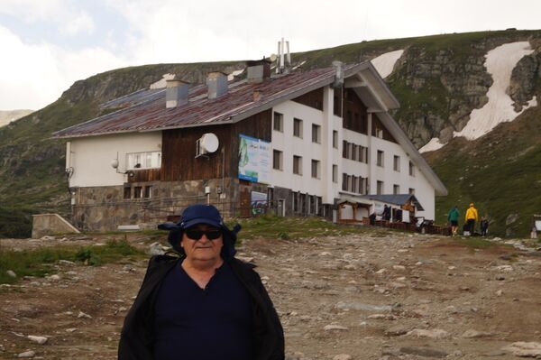  Suedinenie,   , 64 ,   ,   , c 