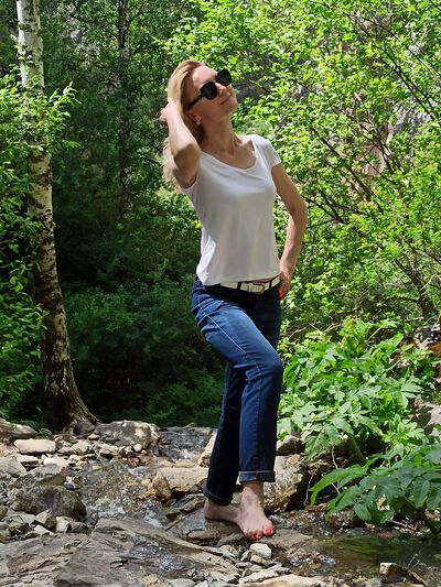  -,   Molly, 49 ,     , c 