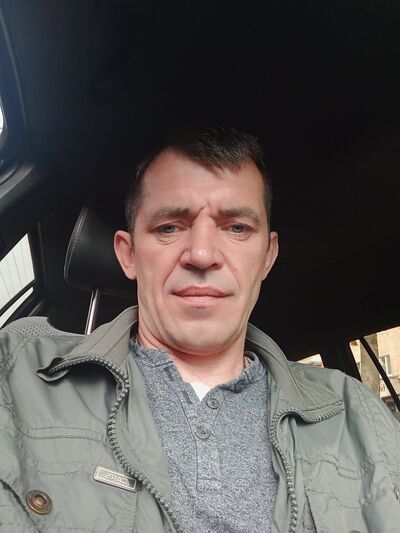  ,   Sergej, 42 ,   ,   