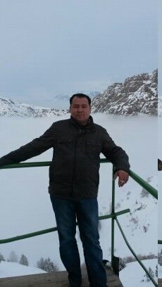  5875829  Ilyas, 44 ,    