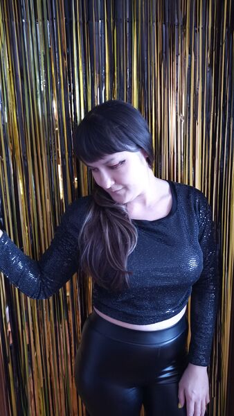  --,   Anna, 33 ,   ,   , c , 
