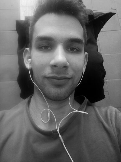  ,   Alexander, 25 ,   