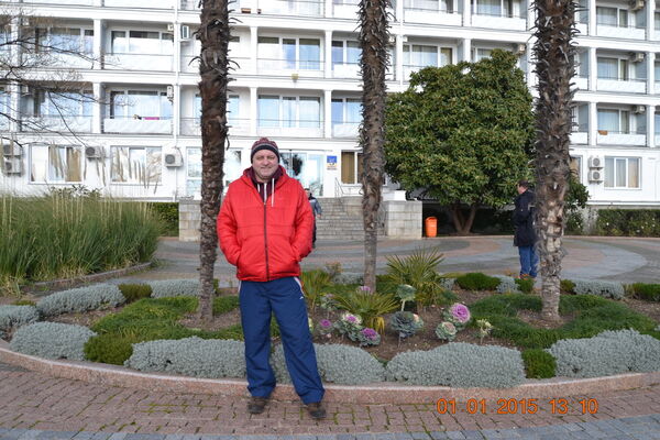  ,   Oleg, 56 ,   ,   , c 