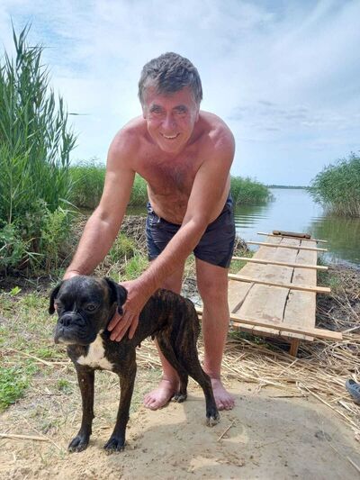  ,   Viktor, 69 ,   ,   , 