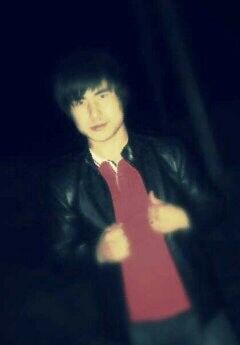  ,   Zaku Remero, 30 ,   ,   , c 