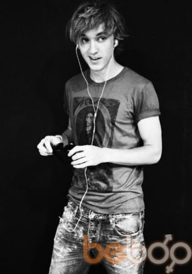  ,   Nik, 35 ,   