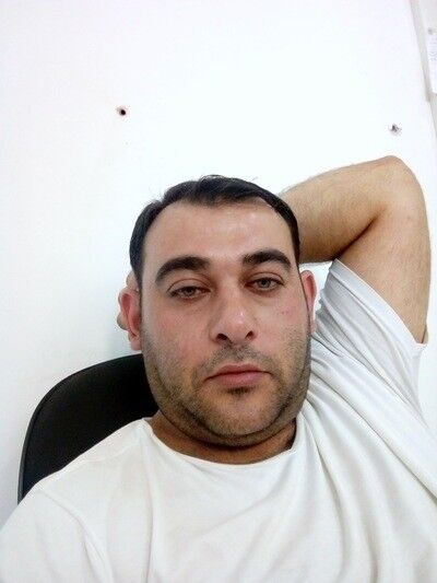  ,   Sadiq, 41 ,   ,   , c 