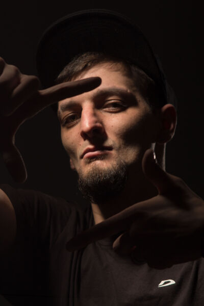 Gobelins,   Gleb, 38 ,   ,   , c 