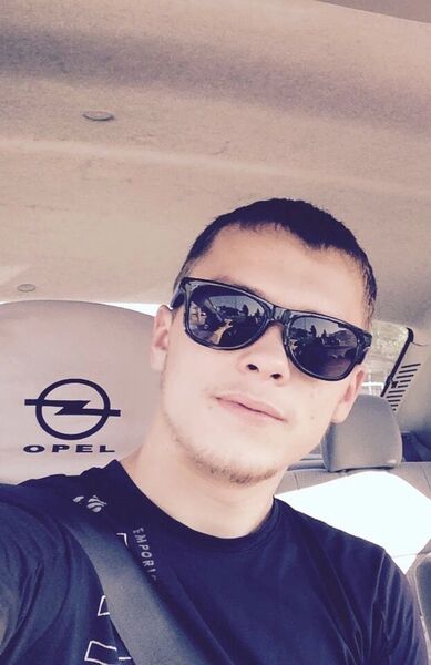  ,   Vladimir, 33 ,   ,   , c 
