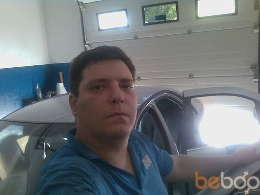  ,   Valentin, 44 ,   ,   , c 