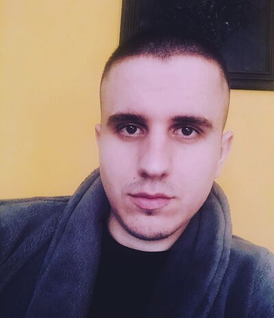  ,   Denis, 29 ,   