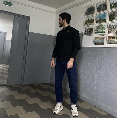  ,   Farid, 24 ,   ,   , c , 