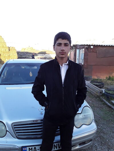  ,   Velis, 24 ,   ,   , c 