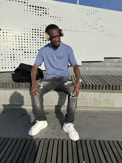  ,   Eric, 35 ,   ,   