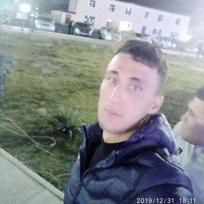  ,   Abror, 32 ,   ,   , c , 
