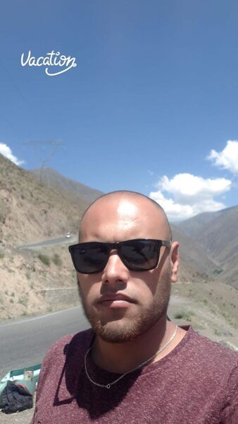  ,   Nurik, 35 ,  