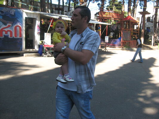  ,   Manushar, 40 ,   