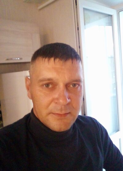  ,   Rinat, 40 ,   ,   