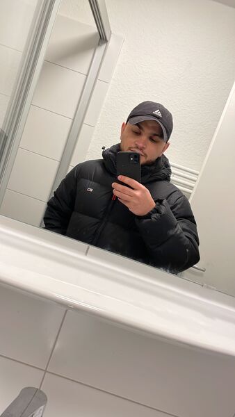  ,   Robar, 28 ,   ,   