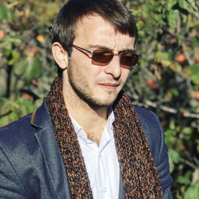  -,   Mikael, 31 ,   ,   , c , 