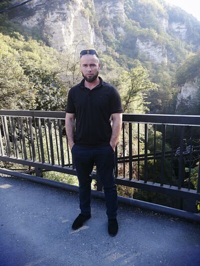  ,   Ali, 41 ,   ,   