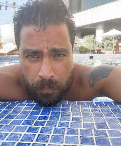  -,   Dile, 34 ,   ,   