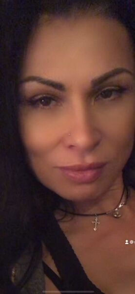  ,   Molly, 40 ,   ,   , c 
