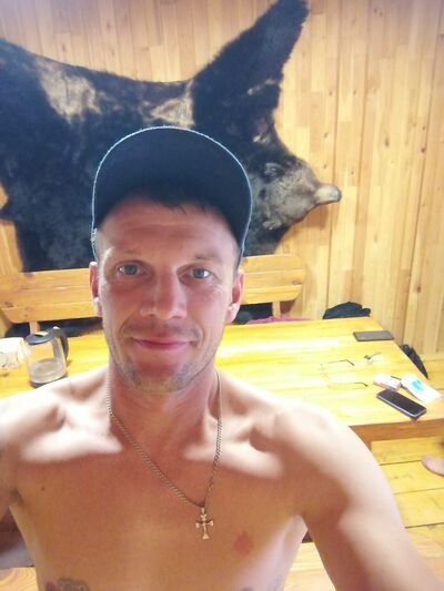  ,   Denis, 38 ,   ,   