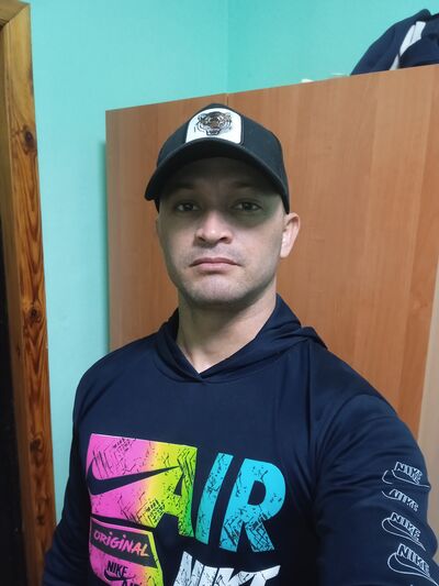  ,   Julio, 33 ,   ,   