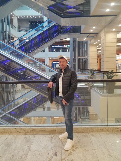  ,   Alecsei, 42 ,   ,   