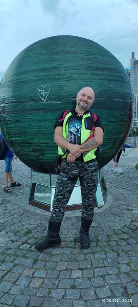  ,   David, 42 ,   ,   