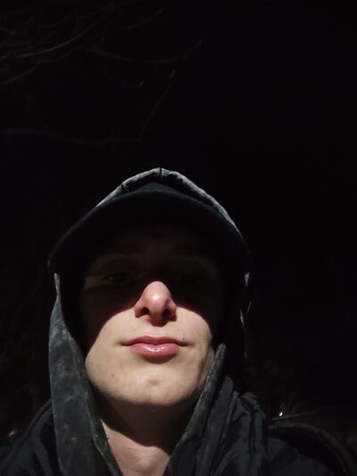  ,   Slavik, 22 ,     , c , 
