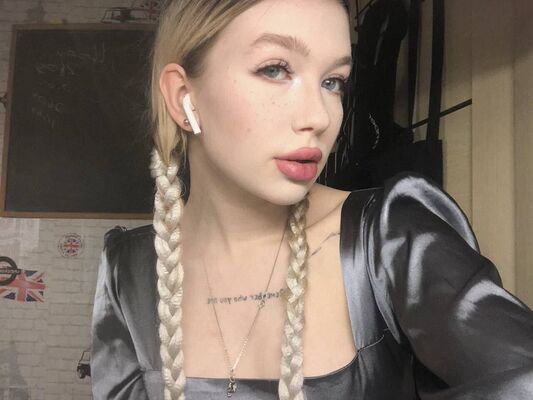  ,   Anya, 26 ,   ,   , 