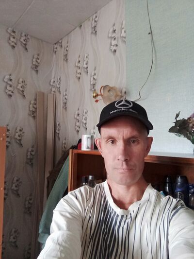  Edmundston,   , 44 ,   c , 