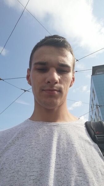  ,   Leonid, 26 ,   ,   