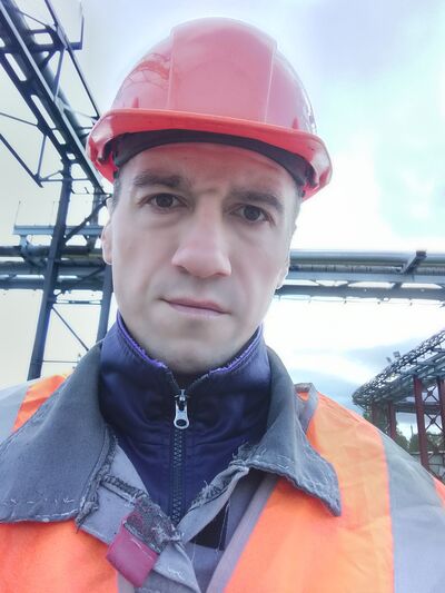  ,   Anton, 35 ,     , c 